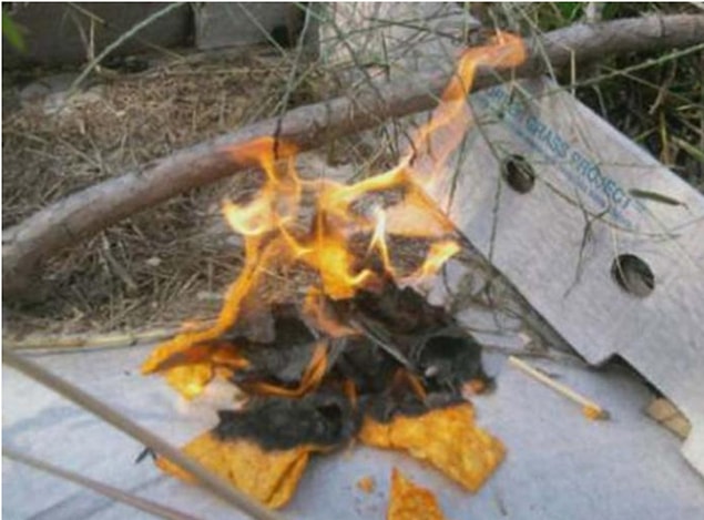 12. Ateş yakmak için Doritos kullanın.