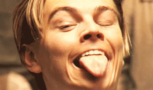 10. Если ты ставишь кого-то в чрезвычайно неловкое положение, все лишь только посмеются над этим, безо всякой обиды.