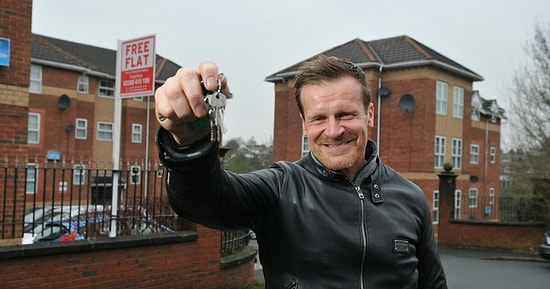 Английский миллионер подарит 4-комнатную квартиру тому, кто действительно в ней нуждается