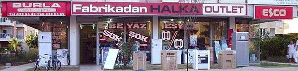 12. Fabrika Satış Mağazaları'na uğrayın. Tekstil konusunda iddalı olan Türkiye, ünlü markaların üretim yaptırdığı ülkelerden. Fabrikaların yanında bulunan bu mağazaları mutlaka gezmelisiniz.