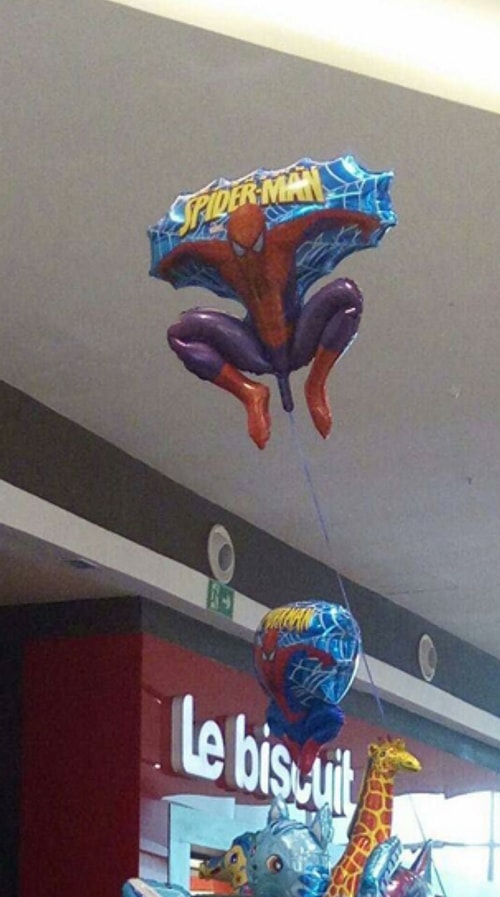 Этот шарик выглядит уже не так безобидно: