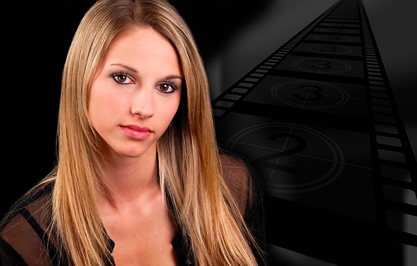 1. Слегка поверните голову и посмотрите прямо в камеру