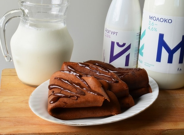 9. Шоколадно-йогуртовые блинчики.