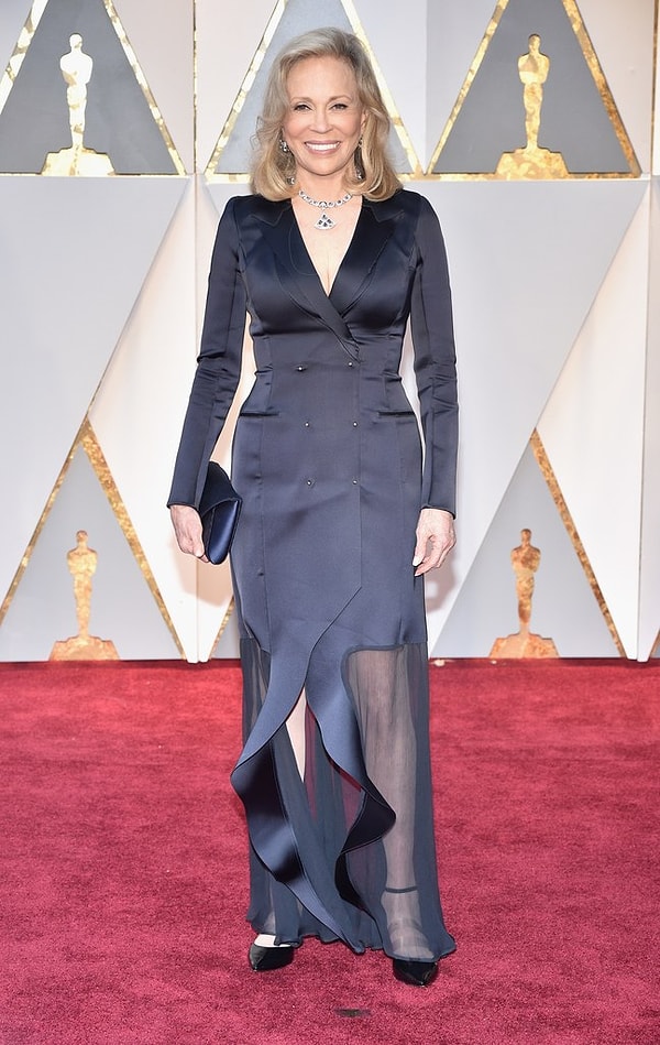 27. Фэй Данауэй