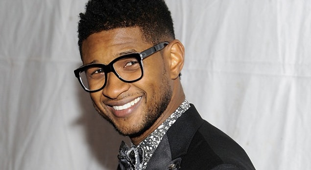 7. Usher yemek yediği bir restoranda bahşiş olarak imzalı bir fotoğrafını bıraktı ve "cimri" yaftasını sonuna kadar hak etti!