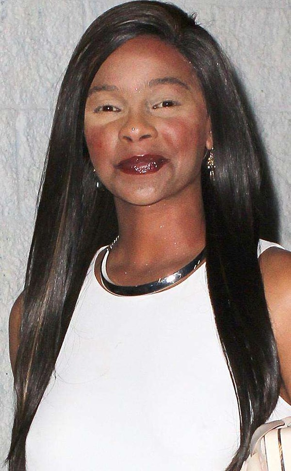 17. Ларк Вурхис