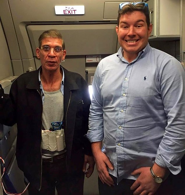 5. Uçağı kaçıran hava korsanı her zaman yakalanmaz, bulduğun an çekeceksin selfie'ni tabii