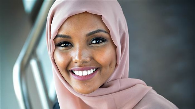 New York'tan sonra Milano Moda Haftası'nda da Halima Aden rüzgarları esmeye başladı.
