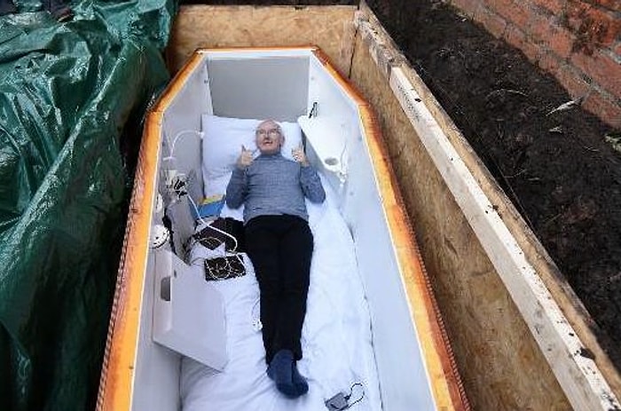 Bağımlı veya İntihara Meyilli Olan İnsanlara Dikkat Çekmek İçin Canlı Canlı Gömülen Adam