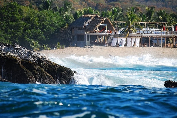 3. Zipolite Beach (Мексика)