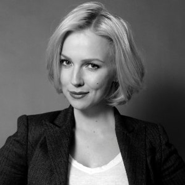 1. Выборы в парламент Голландии приближаются, поэтому знакомьтесь: перед вами лидер партии "De Piratenpartij", т.е. "партии Пиратов".