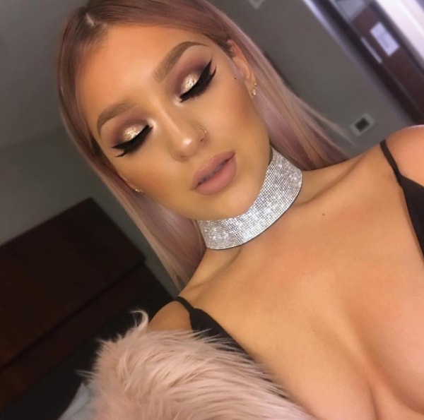 6. Но именно благодаря тому, что ты улучшала свои навыки, твой макияж теперь просто безупречен.