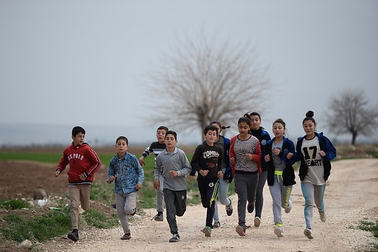 Bir Azim ve Yoktan Var Etme Hikâyesi: Öğrencilerine Atletizmde 100'e Yakın Madalya Kazandıran Öğretmen