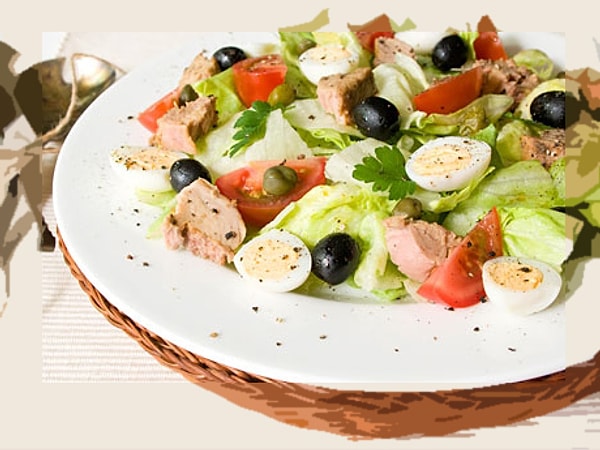 9. Салат из яиц с тунцом