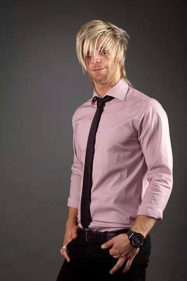 19. А что насчет родителей Джоно? Связались ли они с ним, попросили ли прощения у своего сына?