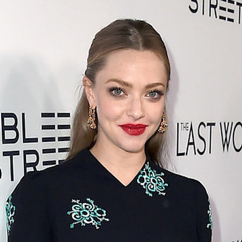 The alleged photos of actors Amanda Seyfried and Jillian Murray that have been posted are much more explicit.