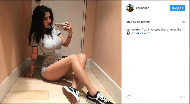 Пользователи Сети окрестили Карину "самой сексуальной медсестрой в мире"