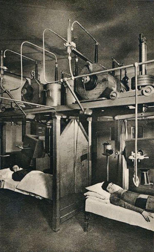 1. Female patients receiving Radium Therapy. Early 20th century.