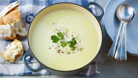 Her Daim Elinizin Altındaki Malzemelerle Yapabileceğiniz Patates Çorbası Nasıl Yapılır?