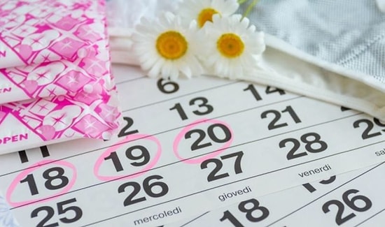 11 самых популярных названий месячных от мужчин и женщин