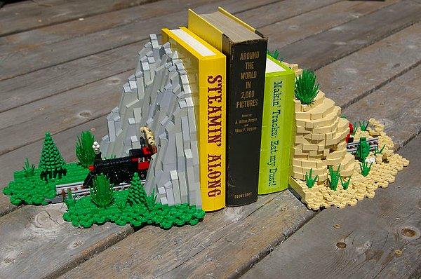 5. Lego Tren Kitap Destekleri