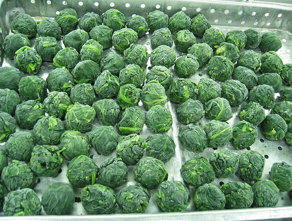 13. Замороженный шпинат