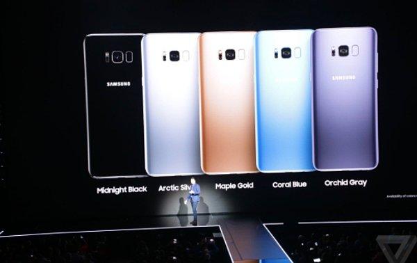 4. S8 birbirinden farklı renk seçenekleriyle piyasaya giriyor.