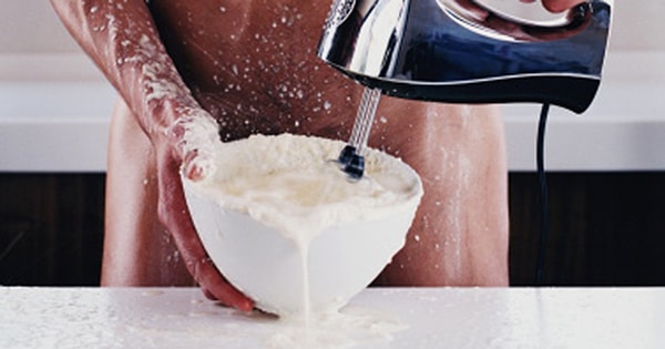 12. Хоть раз в жизни пробовать на вкус собственную сперму