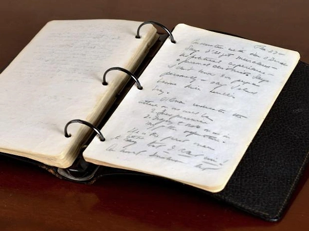The diary that Kennedy later handed over to one of his assistants was transferred to an auction house to be sold during the president's 100th birthday.