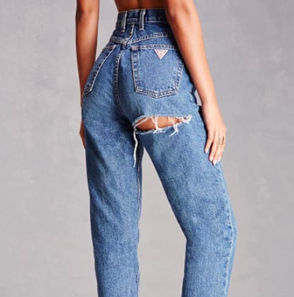 9. Сделали бы выбор в пользу этой сексуальной модели?