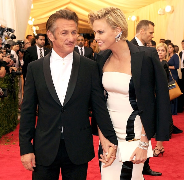 7. Талантливые актеры Шарлиз Терон и Шон Пенн имеют 15 лет разницы