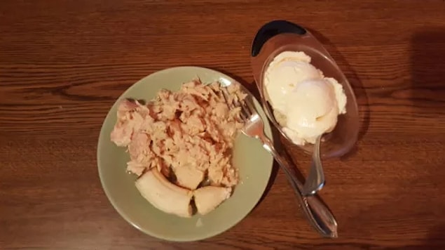 16. 1 cup of tuna, 1/2 banana, and 1 cup of vanilla ice cream