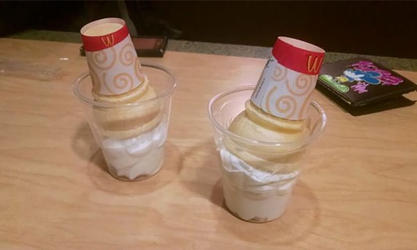 14. "Захотела мороженое не в рожке, а в чашке. Мне принесли это"