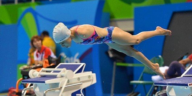 Türkiye'yi Uluslararası Yüzme Şampiyonası'nda ve 2016 Rio Paralimpik Oyunları'nda başarıyla temsil etti.
