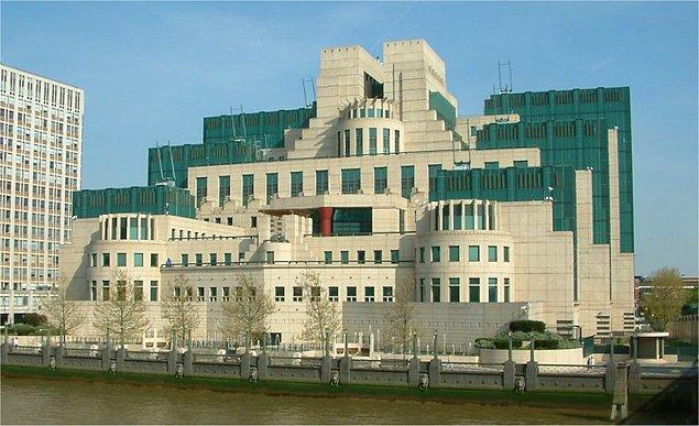 15. İngiltere'nin istihbarat işlerinden sorumlu İngiliz Gizli Haber Alma Servisi'nin kısaltılmış adı nedir?