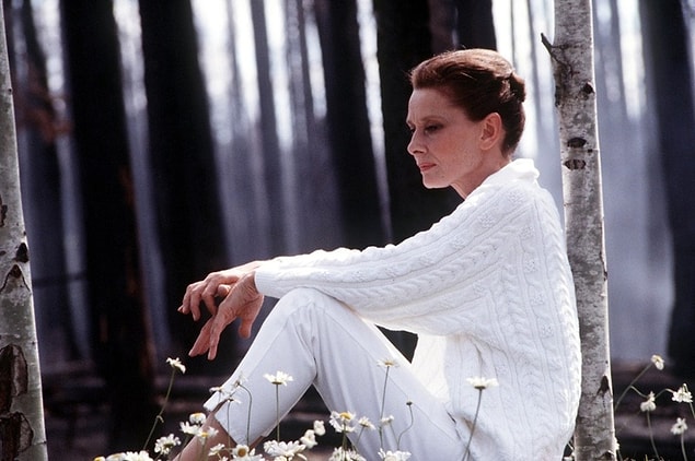 11. 1989 yapımı Daima filmi Audrey Hepburn'ün 1993'te ölmeden önce yer aldığı son yapımdır.