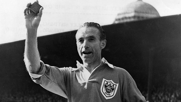 17. Stanley Matthews / İngiltere