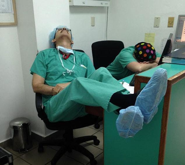 We usually see photographs of sleeping doctors who work continuously for up to 30 hours.