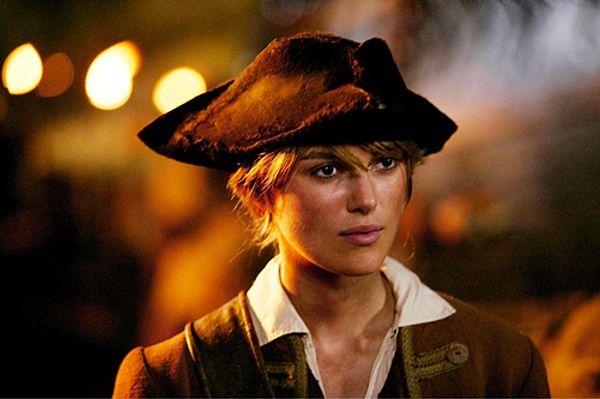 10. Keira Knightley had to pose as a man in the series of 'Pirates of the Caribbean' and looked like a cute boy. :)
