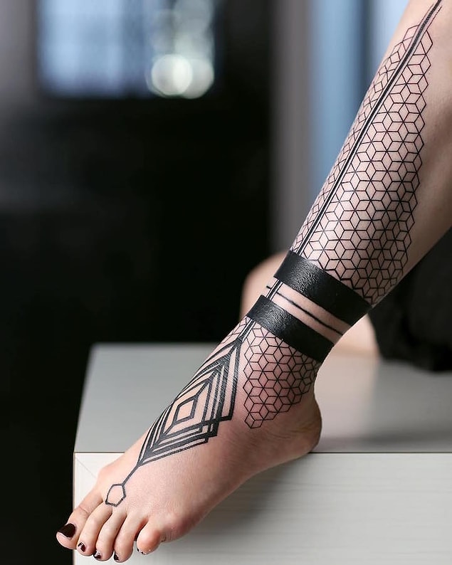 4. “And I got bored with that. I started really whittling things down to really simplistic shapes.”