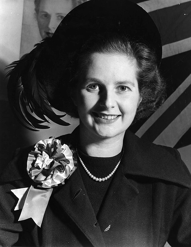 Молодая Маргарет Тэтчер (Железная Леди), бывший Премьер-министр Соединенного Королевства.