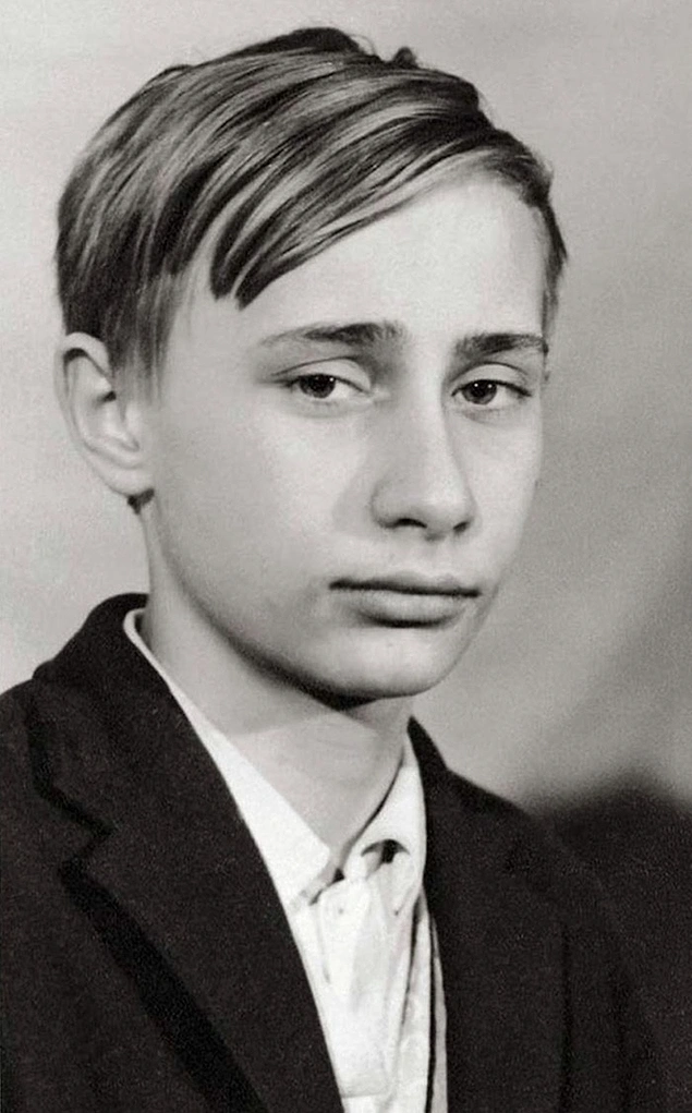 Молодой Владимир Путин.