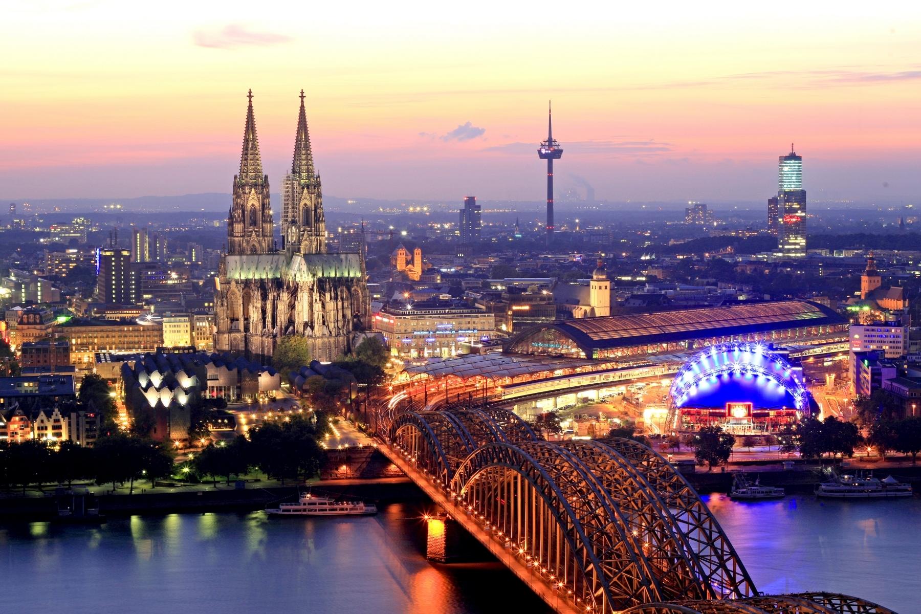 Популярные туристические города. Вена Австрия. Кёльн. Кельн Германия. Германия город Вена.