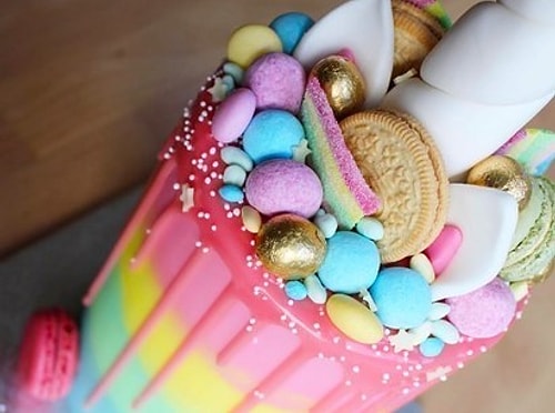 Rainbow unicorn cake!