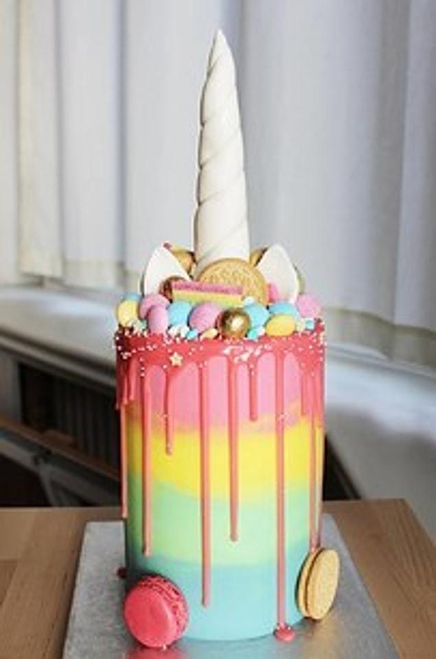 1. Rainbow unicorn cake!