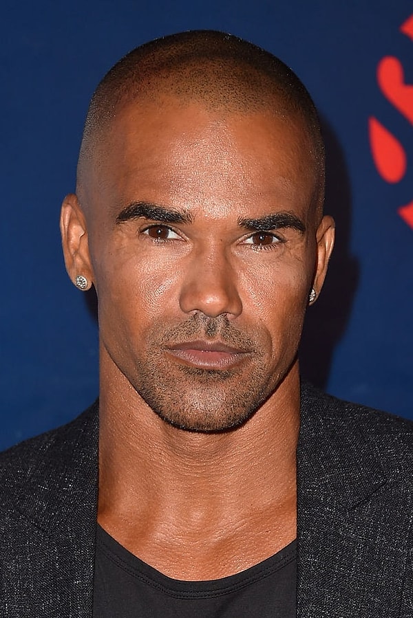 11. Бабочки в животе Шемара Мура начинают летать каждый раз, когда он говорит с тобой