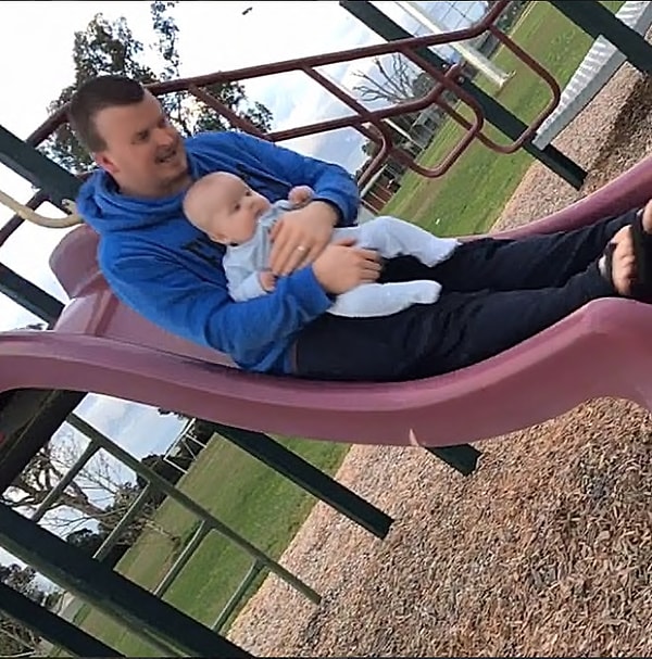 6. Крис заботится о своей жене и сыне