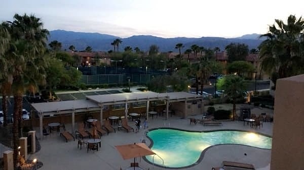 13. Какая-то игрушка, с которой вы играли?