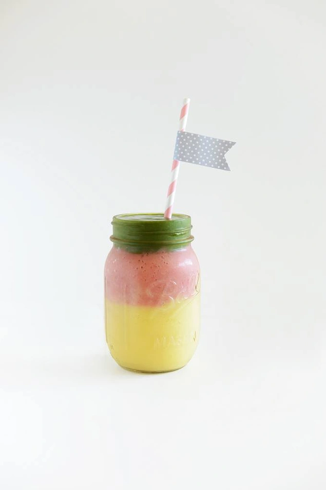 3 katlı ıspanaklı smoothie