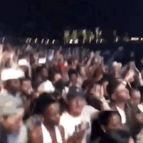 This time she wasn't on stage but among the crowd, living her best life.